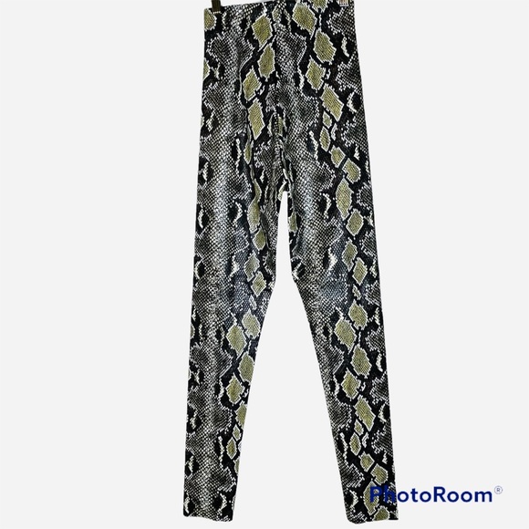 Commando NWT Faux Leather Leggings Olive Snake 12”Rise Sz.Sm - Picture 2 of 14